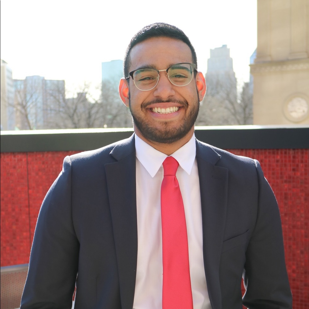 Meet your Posher, Cesar